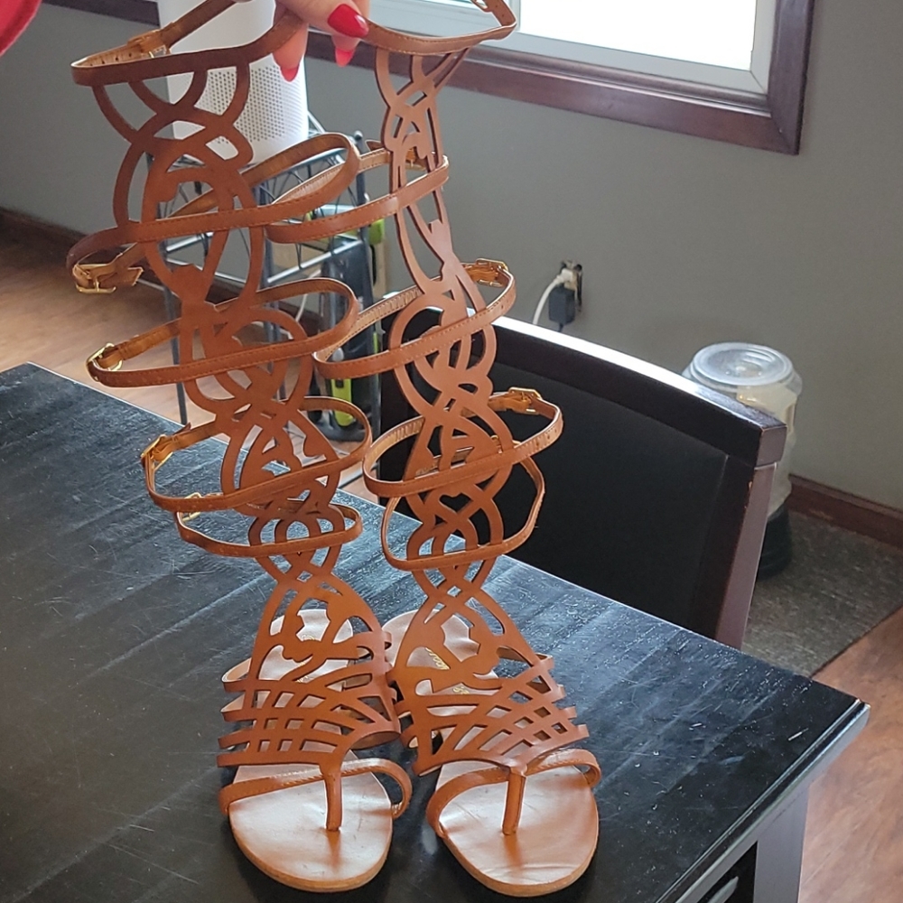 Breckelles Tan Solo Gladiator Sandals